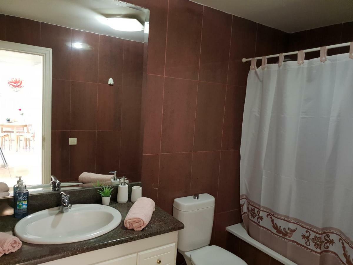 Terrazas Del Duque 2, Terrace, Sea View, Only 300 M To Beach, Heated Pool, Air Conditioning, Wifi Internet, Dishwasher, Washing Machine Costa Adeje  ภายนอก รูปภาพ